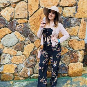 Meet your Posher, Amber